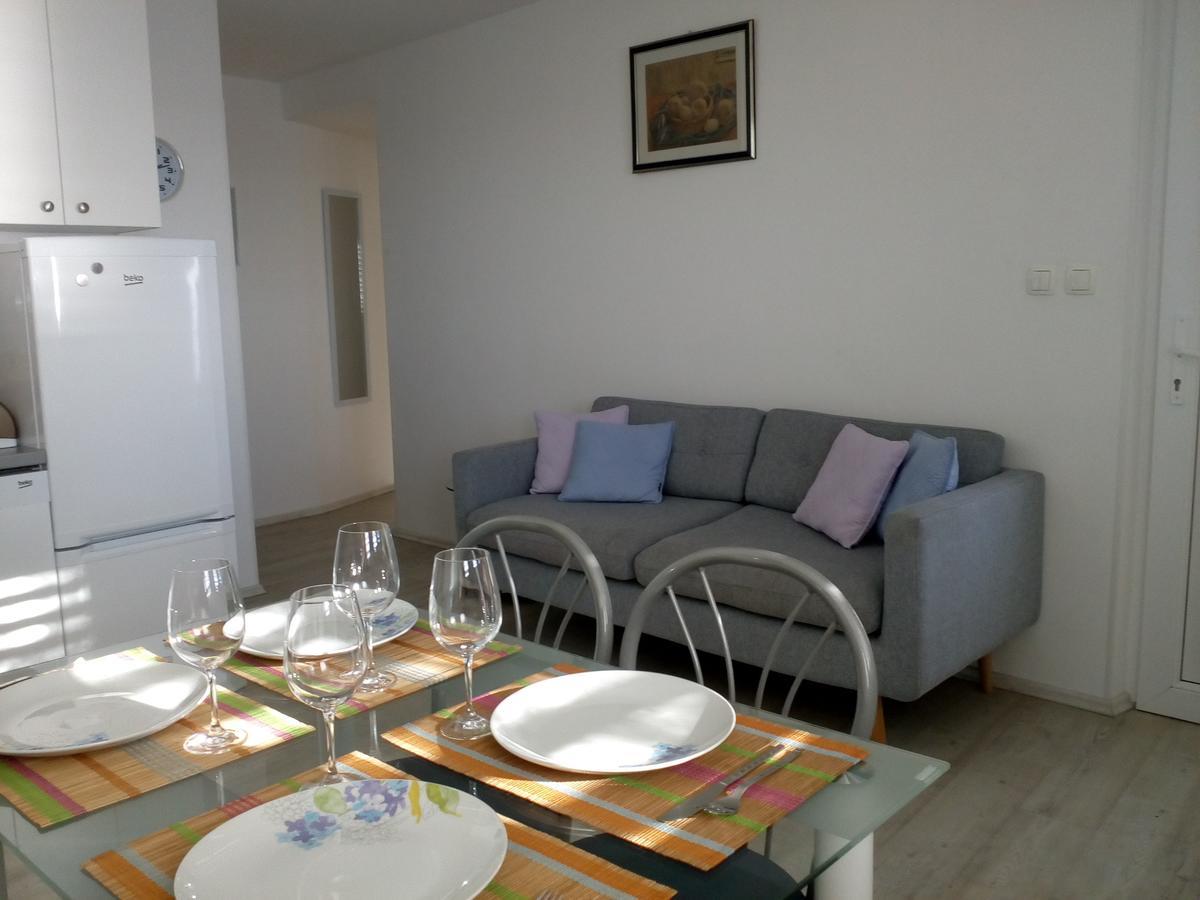 Apartments & Room Paula Стобрек Экстерьер фото